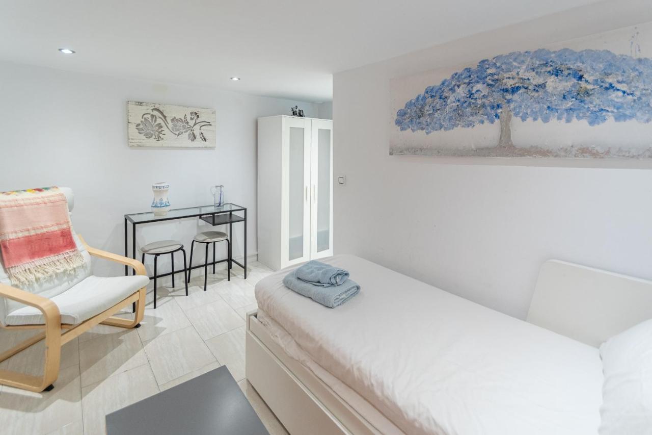 The Entresuelo de Cádiz Apartment Esterno foto